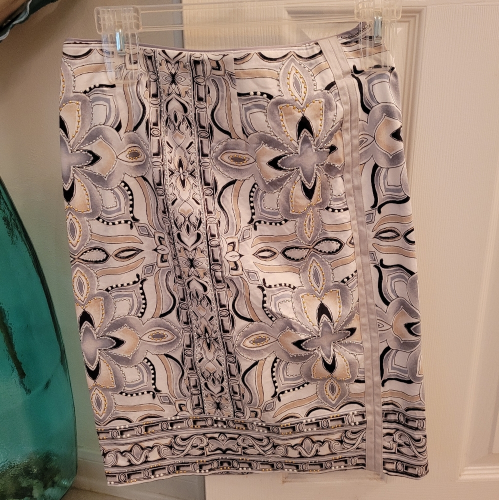 White House Black Market pencil skirt